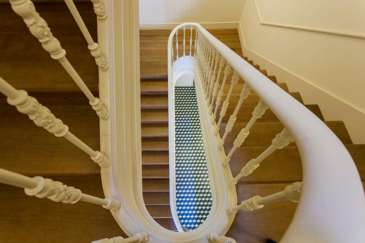 Joivy Sublime 2Br Apt On Restauradores Square Nearby Rossio Station Лиссабон Экстерьер фото