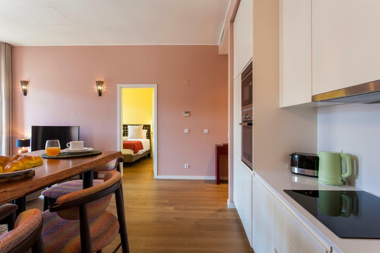 Joivy Sublime 2Br Apt On Restauradores Square Nearby Rossio Station Лиссабон Экстерьер фото